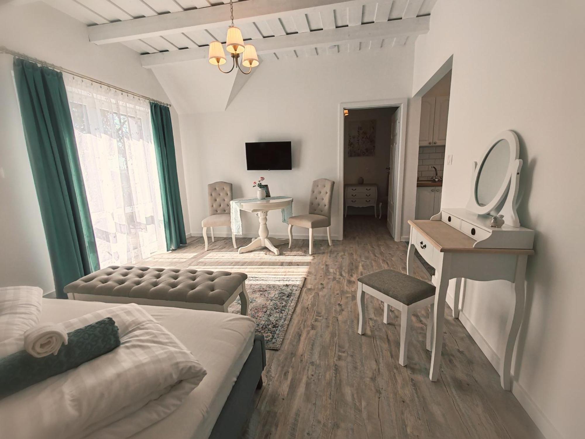 Elisoria Superiors Hotel แชร์สเซกโตไม ภายนอก รูปภาพ