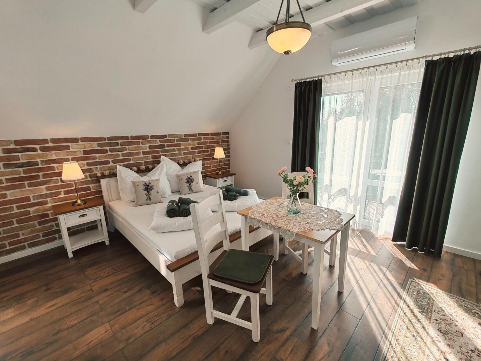 Elisoria Superiors Hotel แชร์สเซกโตไม ภายนอก รูปภาพ